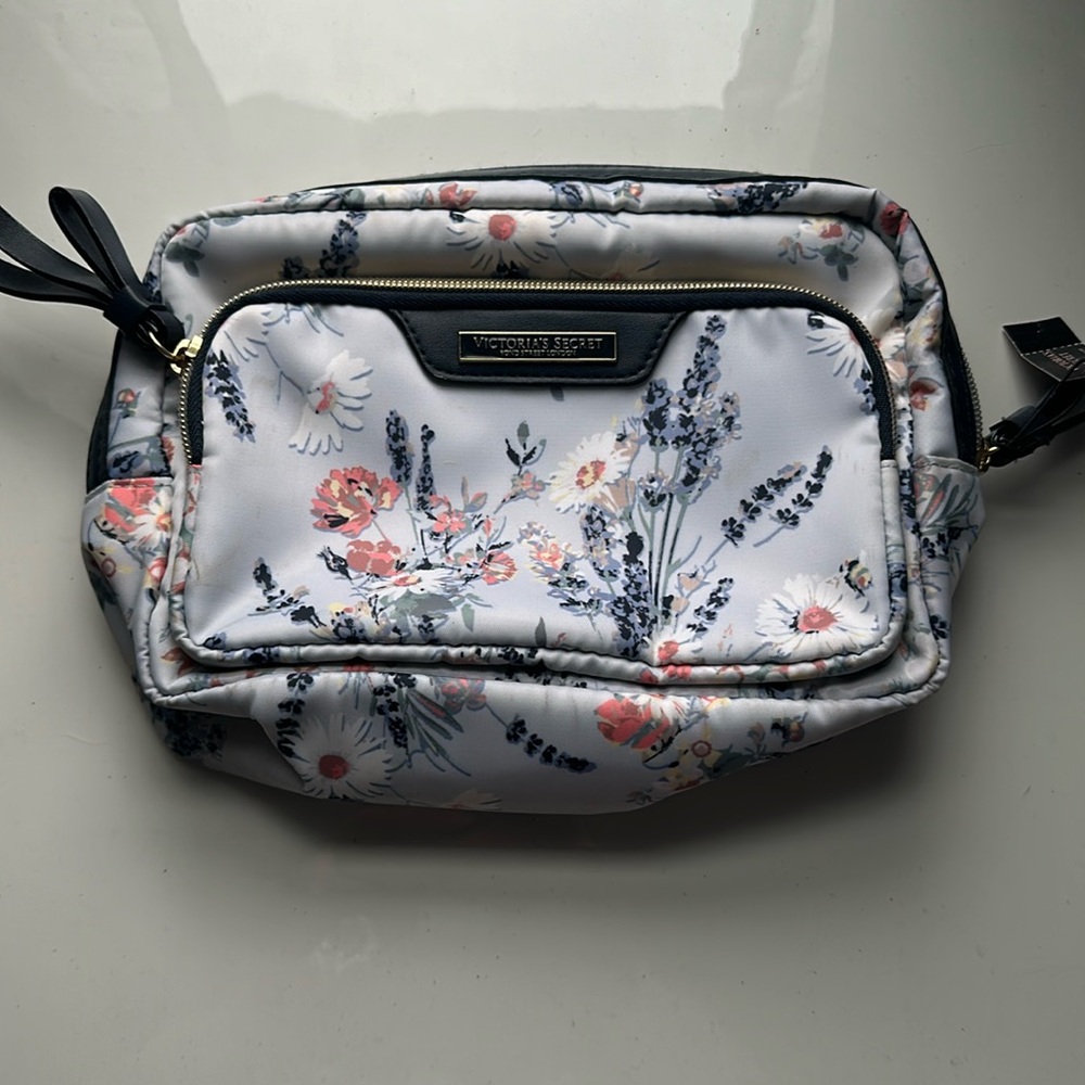 Victoria’s Secret makeup flower cosmetic bag